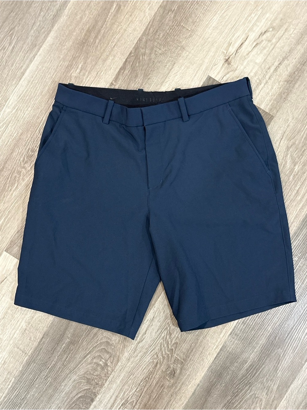 Nike Dri-FIT Mens Golf Shorts Navy Blue Flat Front Size 36 Performance Athletic